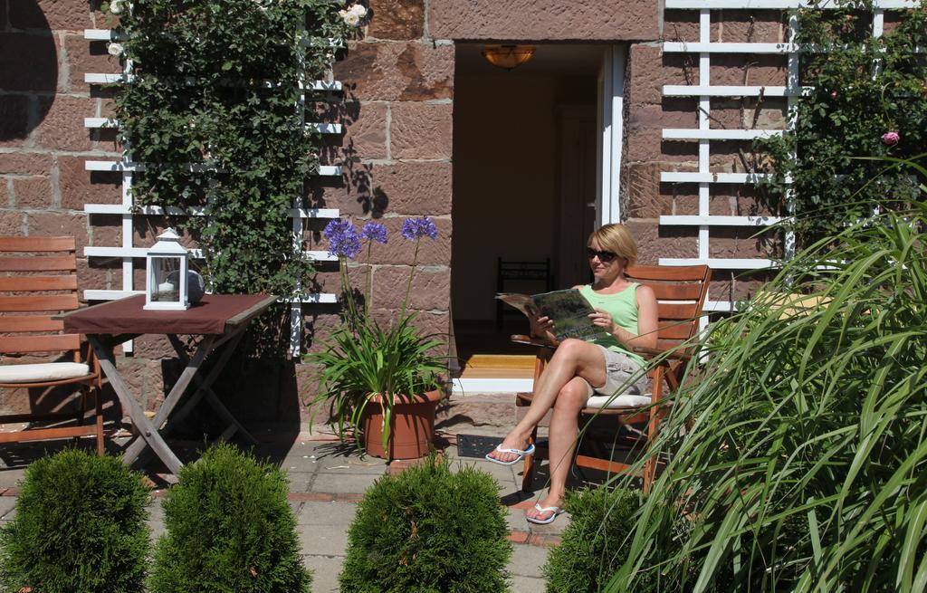 Pension & Appartments Landhaus Bettina Fulda Exterior foto